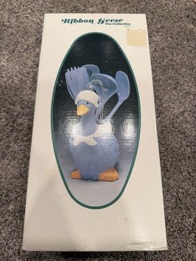 Ribbon Geese Blue Duck Kitchen Utensil Holder brand new